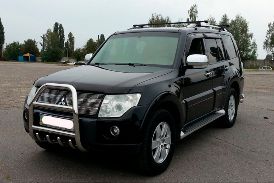 Mitsubishi Pajero Wagon IV 2006–2021 Bullbar QT011 (rustfrit stål) Image