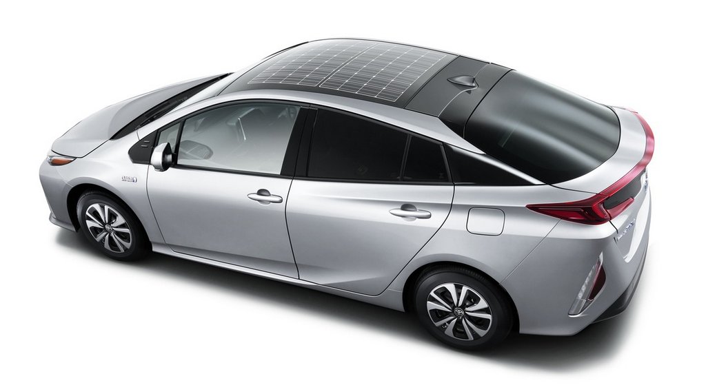 Panasonic sætter solcellebatterier til biler i produktion