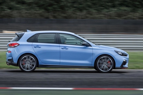 Hyundai præsenterede to nye modeller i i30-familien