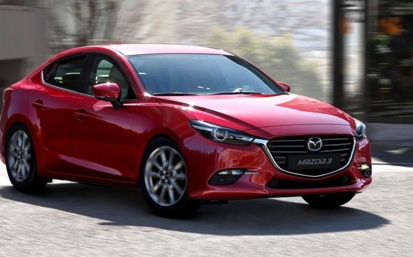 Anmeldelse af den opdaterede Mazda 3-model