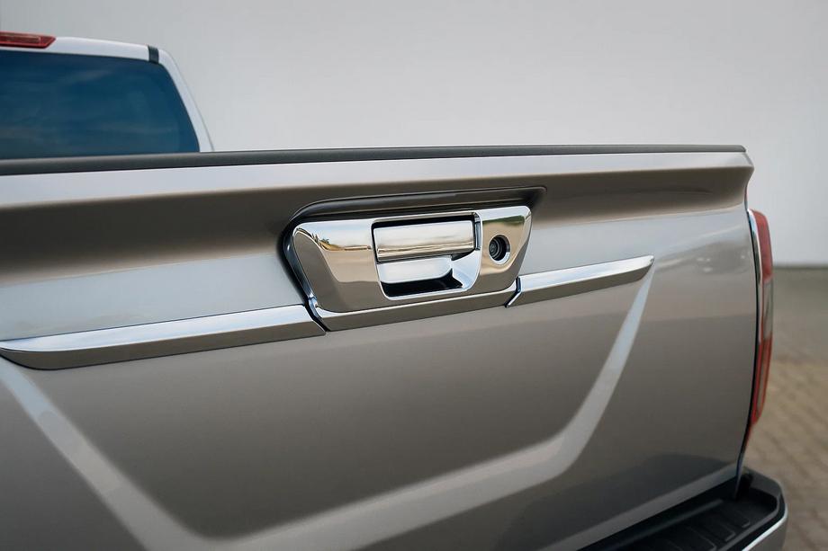 Nissan Navara/NP300 2016– Krom dørgrebscover bag (uden kamera, rustfrit stål) Image