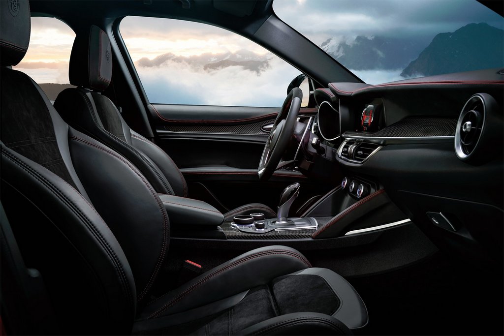 Første testkørsel af SUV’en Alfa Romeo Stelvio