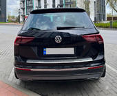 Volkswagen Tiguan 2016–2023 Bagkofangerbeskytter i rustfrit stål (OmsaLine) foto 2