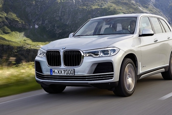 BMW X7-flagskibscrossoveren præsenteres til efteråret