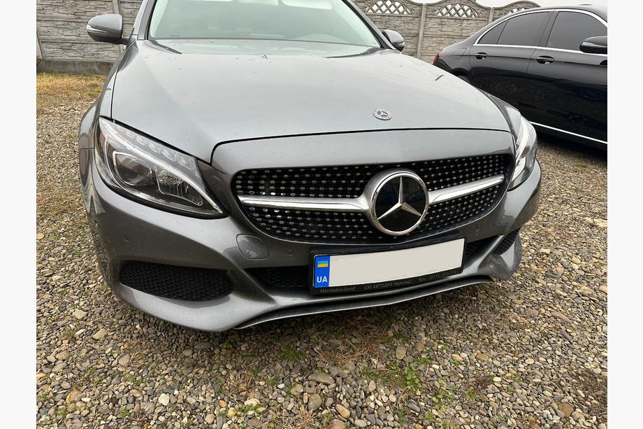 Mercedes C-klasse W205 2014–2021 Frontgrill Diamond Silver (til Avantgarde/AMG-Line/C43 AMG) Foto 2
