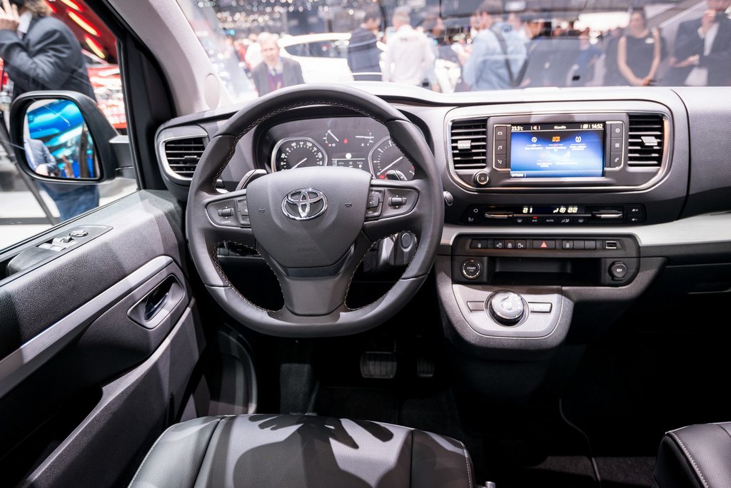 Anmeldelse af Toyota Verso Proace