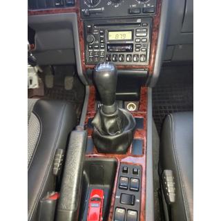 Instrumentbordpaneler (1993-1997) Volvo 850 1991–1997 foto 2