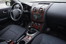 Nissan Qashqai 2007–2010 Instrumentbordbeklædning foto 1