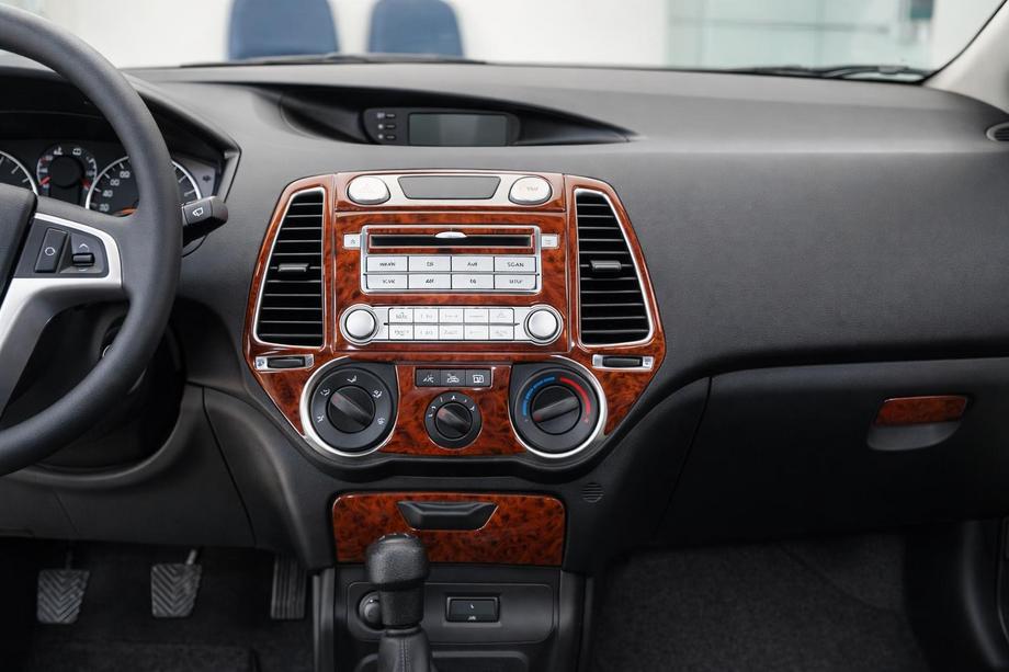 Hyundai I-20 2008–2012 Instrumentbordbeklædning Aluminium Image