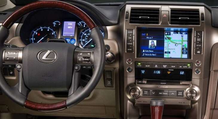 Brutalitet og elegance i den opdaterede SUV Lexus GX 460