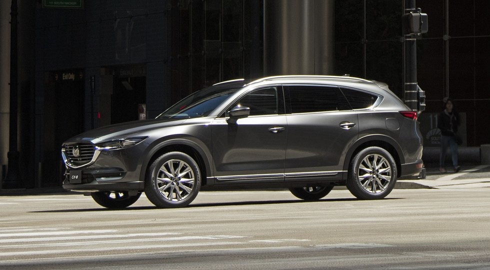 Ny Mazda CX-8-crossover