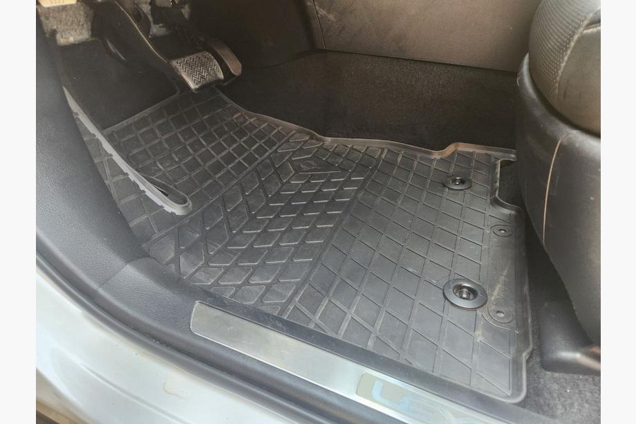 Lexus NX 2014–2021 Gummimåtter (4 stk., Stingray Premium) Image