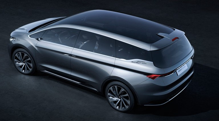 Geely planlægger at lancere sin første minivan