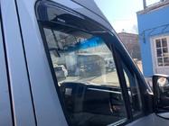 Volkswagen Crafter 2006–2016 Vindafvisere (2 stk., Niken) foto 3