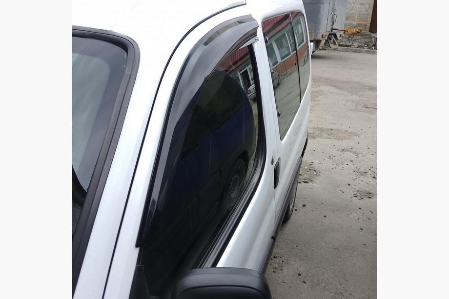 Peugeot Partner 1996–2008 Vindafvisere til vinduer (2 stk., Sunplex Sport) Foto 1