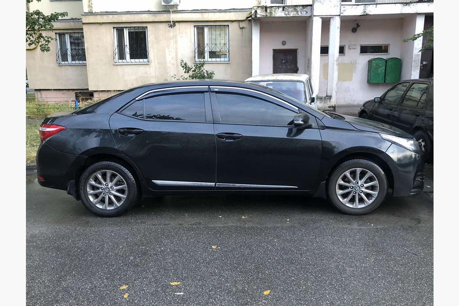 Toyota Corolla 2013–2019 Vindafvisere med kromliste (4 stk., Niken) Image