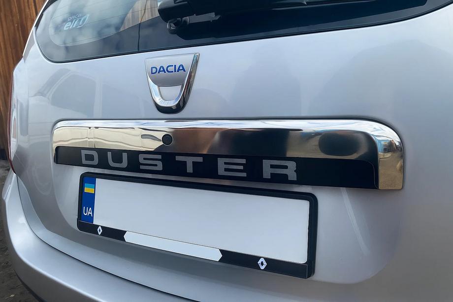 Renault Duster 2008–2017 Øvre liste over nummerpladen (rustfrit stål) Image