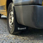 Ford Transit 2000–2014 Bageste stænklapper (2 stk.) lige foto 1