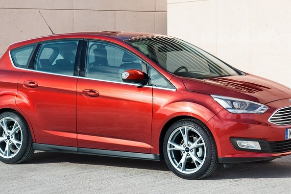 Test af den kompakte fempersoners minivan Ford C-Max