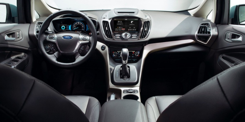 Test af den kompakte fempersoners minivan Ford C-Max