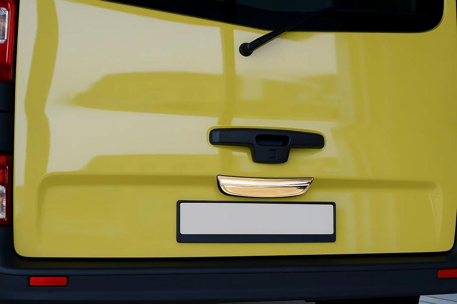 Opel Vivaro 2001–2015 Kromliste over nummerpladen (nedre, rustfrit stål) Image
