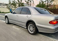 Mercedes E-class W210 1995–2002 Hjulbuekanter (4 stk., sorte) foto 2