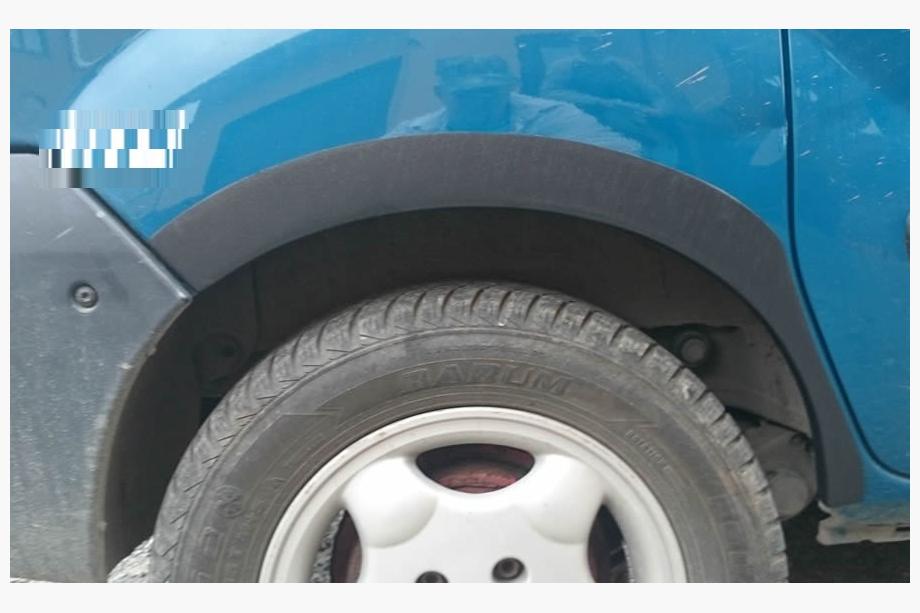 Renault Kangoo 1998–2008 Hjulbuekanter (4 stk., sorte) Foto 2