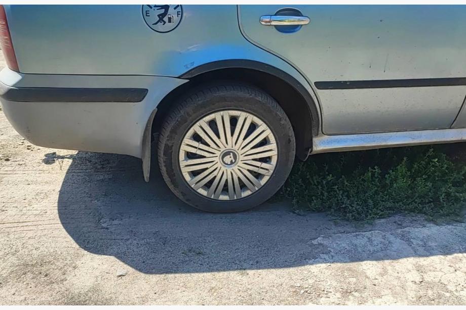 Skoda Octavia I Tour A4 1996–2010 Hjulbuekanter (4 stk., sorte) Metal Foto 4