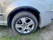Skoda Superb 2001–2009 Hjulbuekanter (4 stk., sorte) foto 2