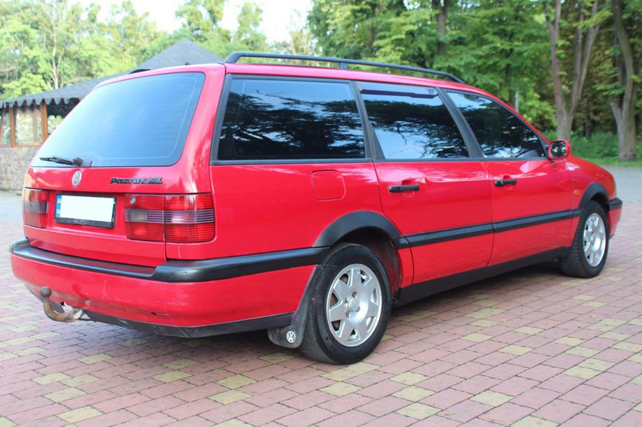 Volkswagen Passat B4 1993–1996 Hjulbuekanter (4 stk., sorte) Foto 8