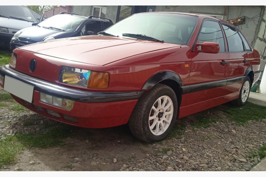 Volkswagen Passat B4 1993–1996 Hjulbuekanter (4 stk., sorte) Foto 5