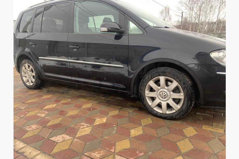 Volkswagen Touran 2003–2010 Hjulbuekanter (4 stk., sorte) Foto 8