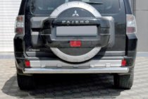 Mitsubishi Pajero Wagon III 1999–2006 Bagbøjle AK002 (rustfrit stål) foto 1