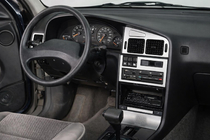 Peugeot 405 1987–1997 Instrumentbordslister (1992-1995) foto 1