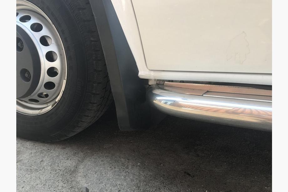 Volkswagen Crafter 2006–2016 Premium Begel stænklapper Foto 3