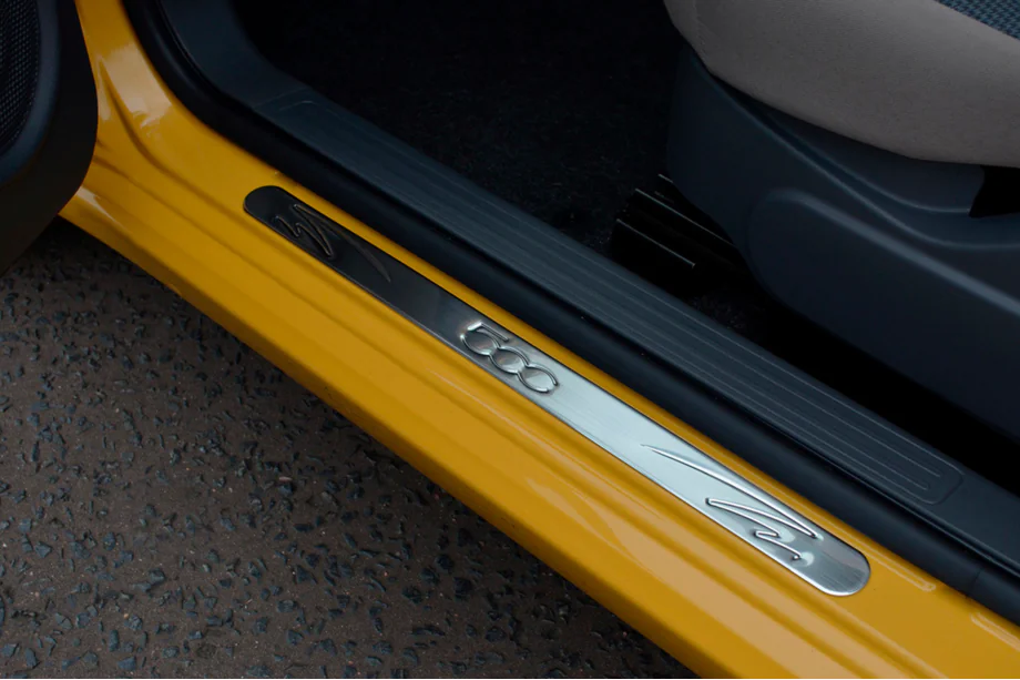 Fiat 500/500L 2013–2022 Dørtrinslister 500 (OmsaLine, 2 stk., rustfrit stål) Image