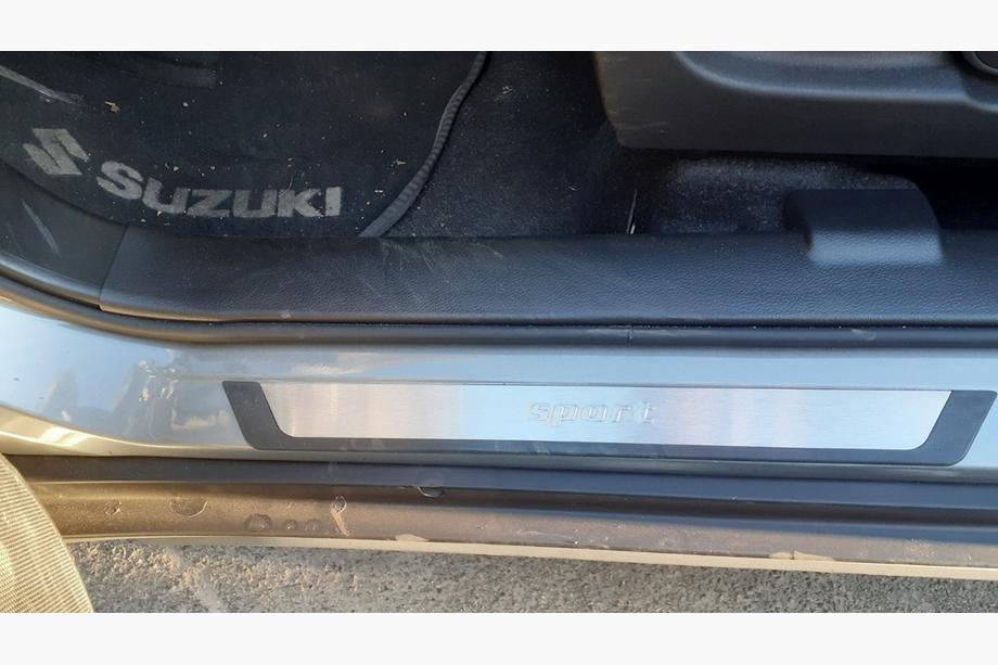 Suzuki SX4 2006–2013 Krom dørtrinslister (4 stk.) Image
