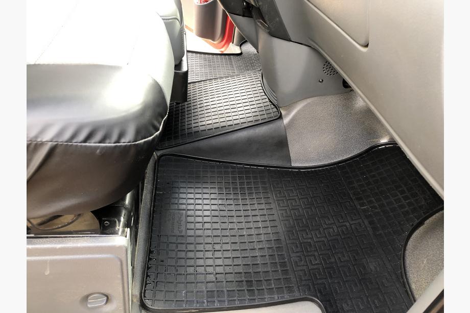 Mercedes Vito W639 2004–2014 Gummimåtter til kabinen (3 stk., Polytep) Foto 6