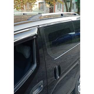 Tagrælinger i krom Nissan NV200 2009– foto 1