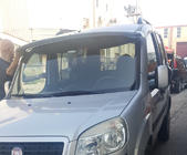 Fiat Doblo I 2001–2005 Forrudevisir (sort højglans, 5 mm) foto 3
