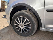 Volkswagen Caddy 2010–2015 Skærmkantslister (mat sort) foto 2