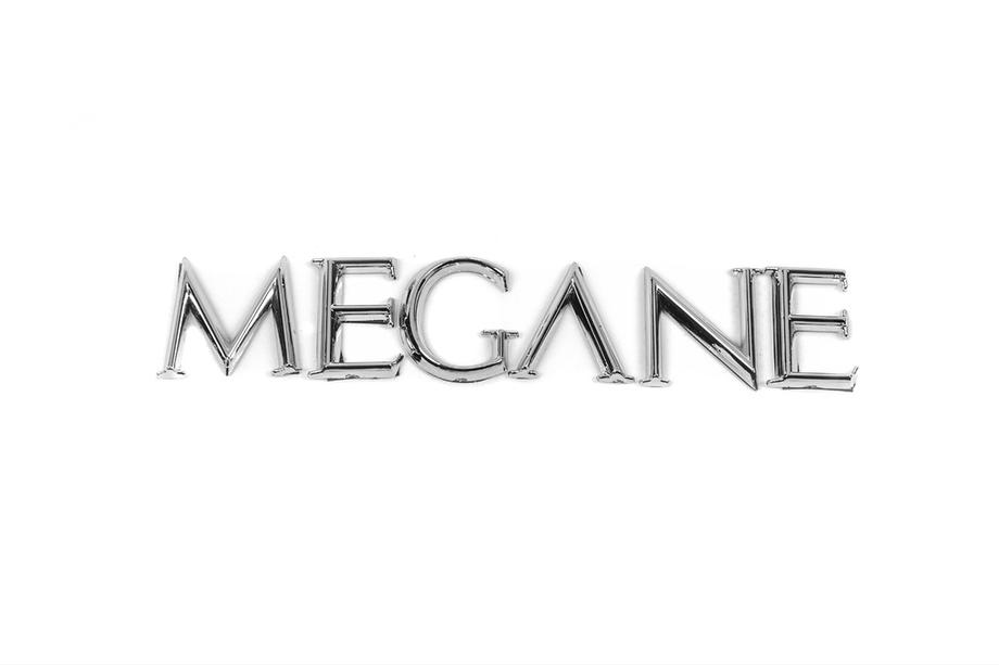Renault Megane II 2004–2009 Megane modelbetegnelse/emblem 8200 073444 (Tyrkiet) Image