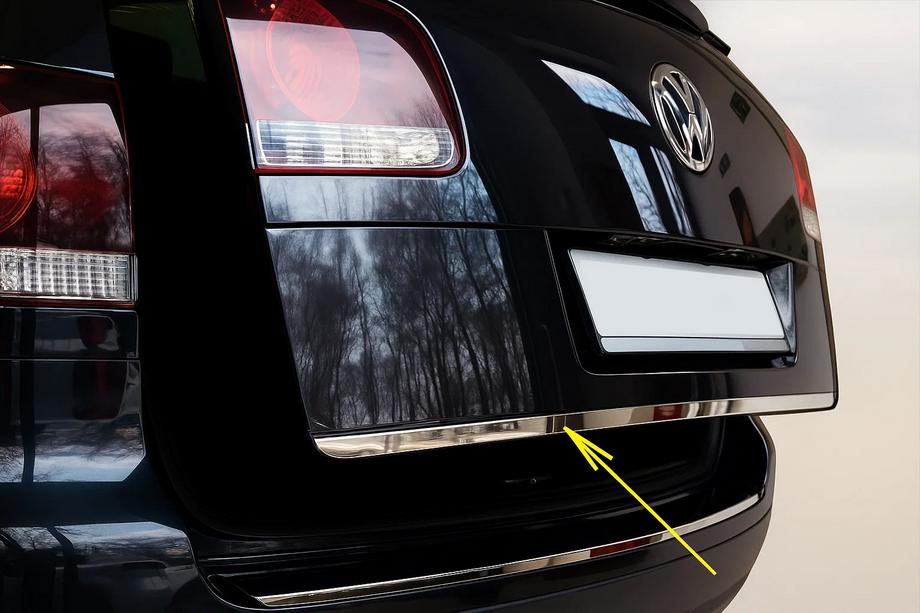 Volkswagen Touareg 2002–2010 Kromliste til bagklap Carmos - Tyrkisk stål Image