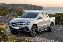 Mercedes X class 2017–2020 RedLine V1 sidetrin (2 stk., aluminium) foto 1