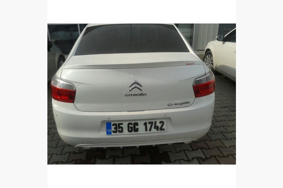 Citroen C-Elysee 2013–2022 Meliset spoiler (til lakering) Foto 2