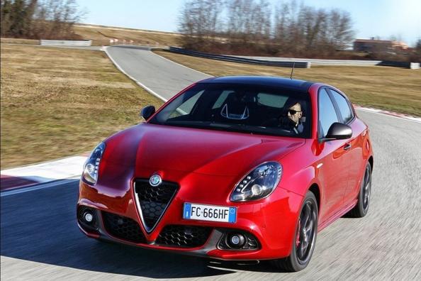 Test af femdørs hatchbacken Alfa Romeo Giulietta