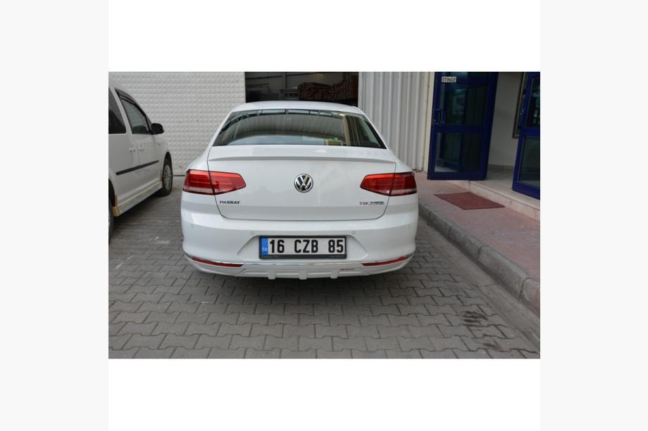 Volkswagen Passat B8 2015–2023 Bagdiffuser (til lakering) Foto 1