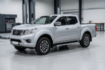 Nissan Navara/NP300 2016– Fullmond sidetrin (2 stk., aluminium) foto 1