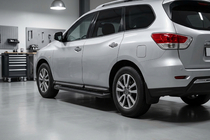 Nissan Pathfinder R52 2012–2021 Allmond Black sidetrin (2 stk., aluminium) foto 1