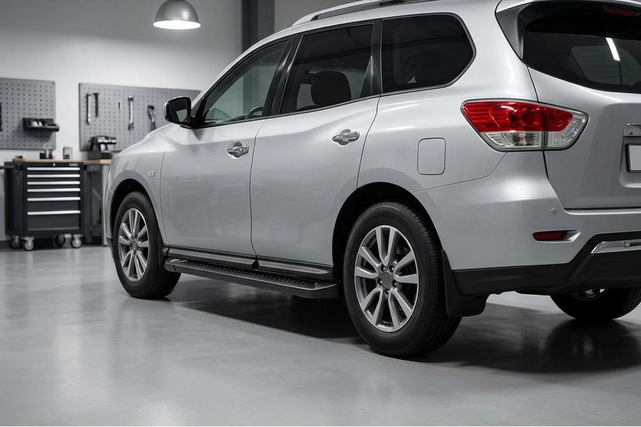 Nissan Pathfinder R52 2012–2021 Allmond Black sidetrin (2 stk., aluminium) Image